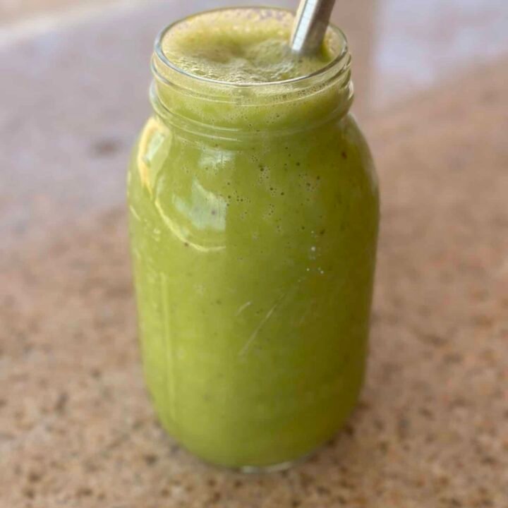 Refreshing Citrus Green Smoothie